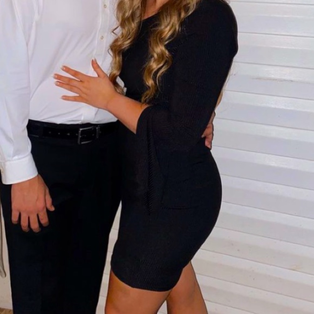 DO NOT BUY homecoming dress